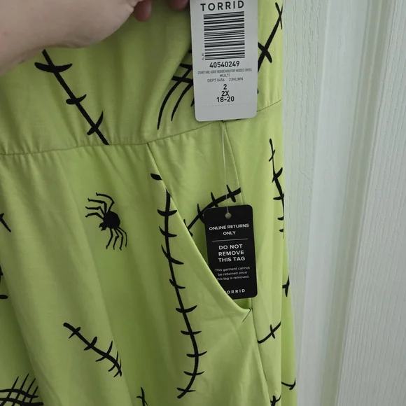 Torrid Disney The Nightmare Before Christmas Oogie Boogie Mini Hooded Dress NWT - Picture 7 of 11